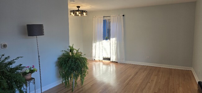 Photo - 658 Washington Blvd