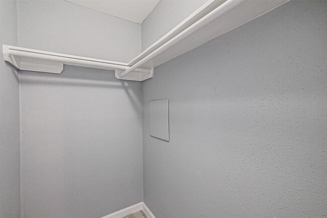 Building Photo - 4319 Pine Meadow Dr