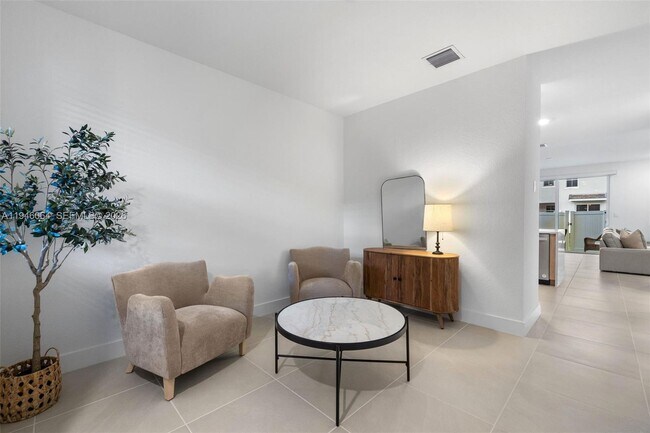 Photo - 131 SW 171st Terrace