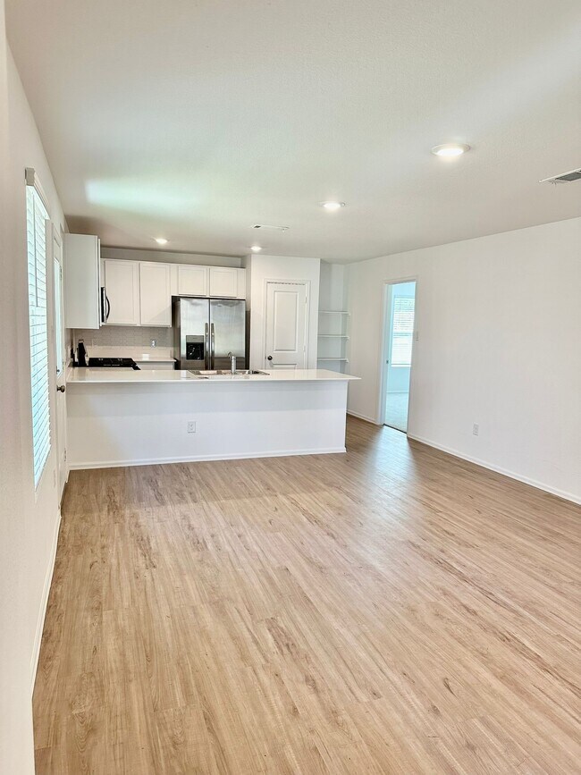 Photo - 20930 Zuccala Dr