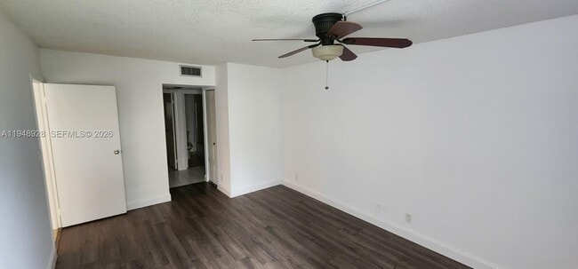 Photo - 20379 W Country Club Dr Unit 135