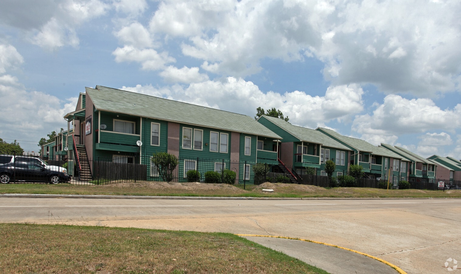Photo - Coronado Park Apartments