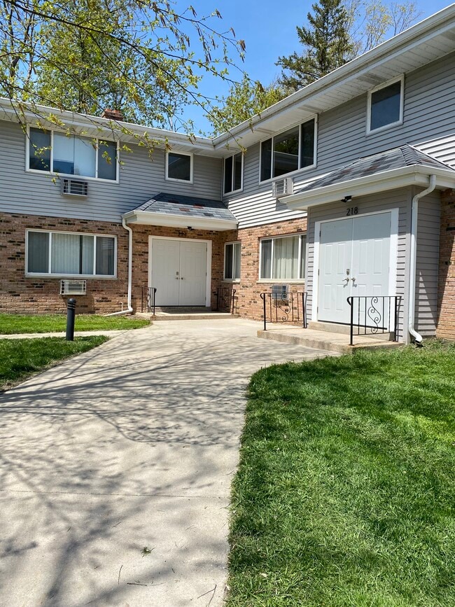 Photo - 214 S River St Unit 214-4