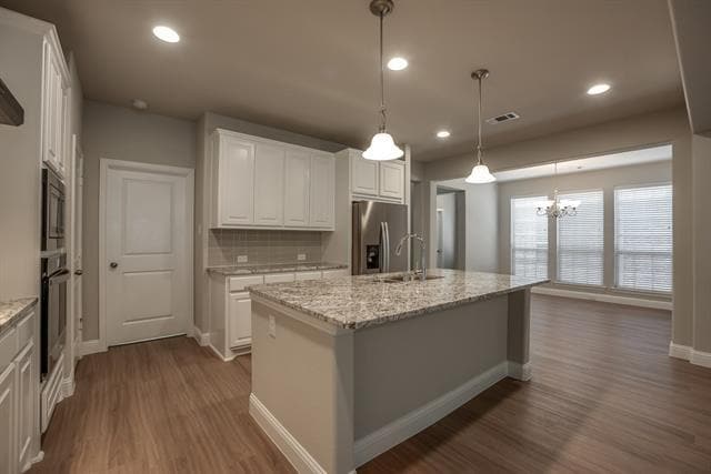 Photo - 3317 King Yon Wy