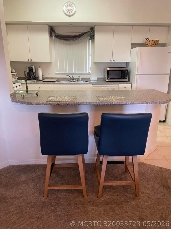 2105 Lavers Cir Unit 407