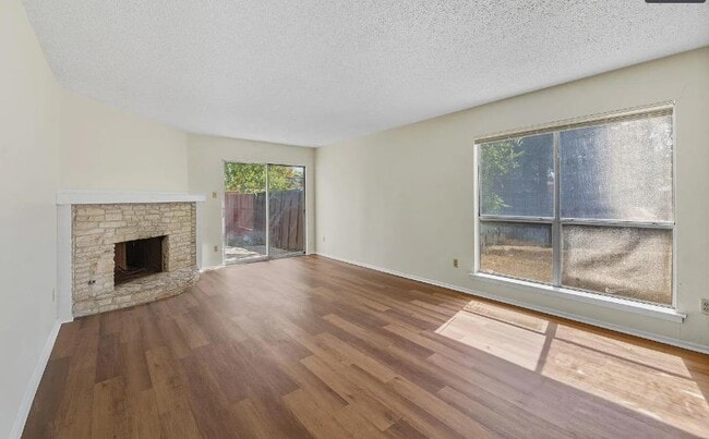 Photo - 4813 Yucca Hill Dr