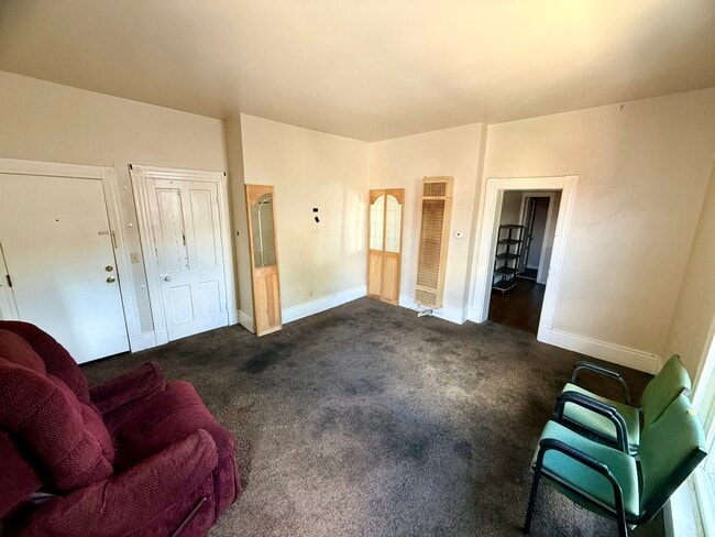Building Photo - 222 W Washington St Unit 5