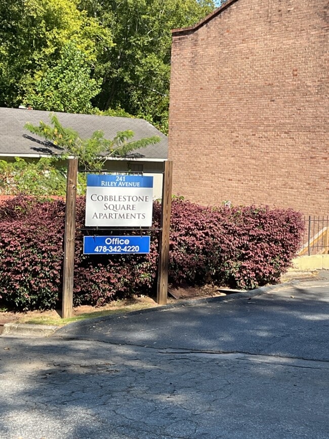 Photo - 241 Riley Ave