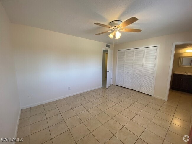 Building Photo - 151 Cape Coral Pkwy W Unit 104 Rental
