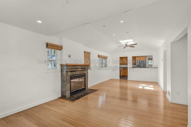 Photo - 414 Monterey Ave