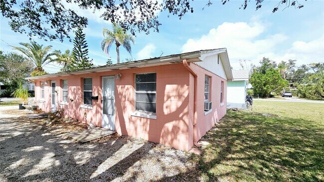 Photo - 19 N Mango St