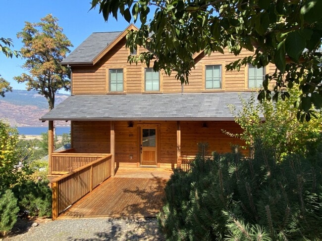 Building Photo - Perfection in Mosier