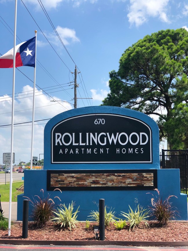 Rollingwood Apartments