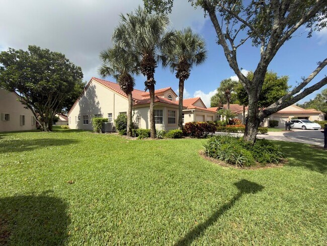 7922 Sandy Pointe Dr