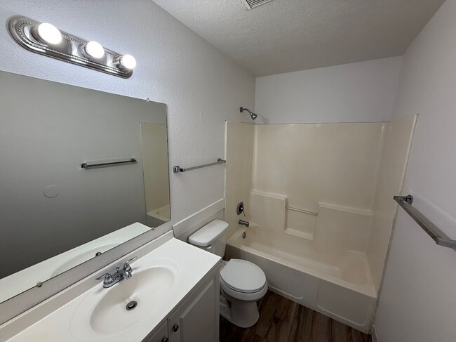 Photo - 553 S Workland Ln Unit 102