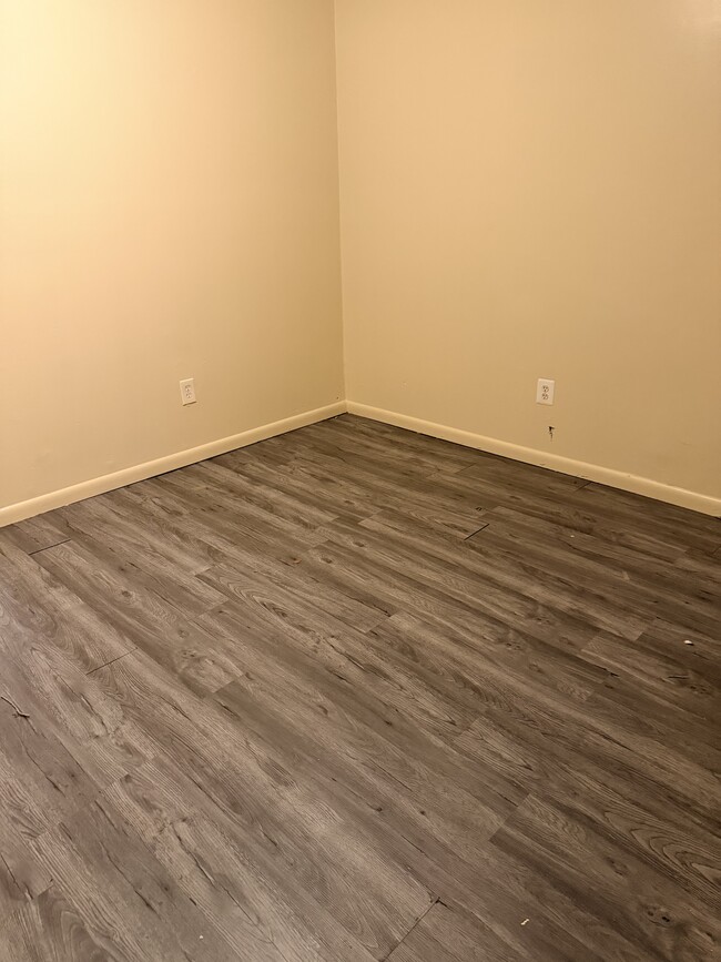 Photo - 901 N Spruce St
