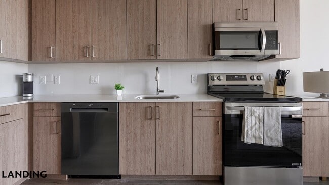 Photo - 1025 E 25th St Unit 605