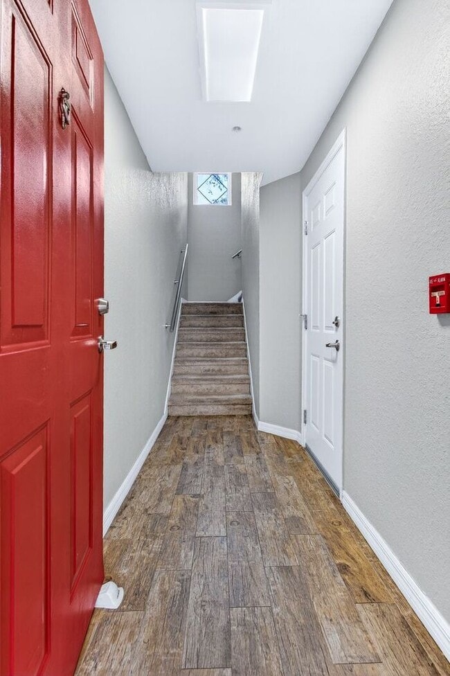 Photo - Immaculately updated 3/2.5 Three-Story Maitland Condo in Visconti!