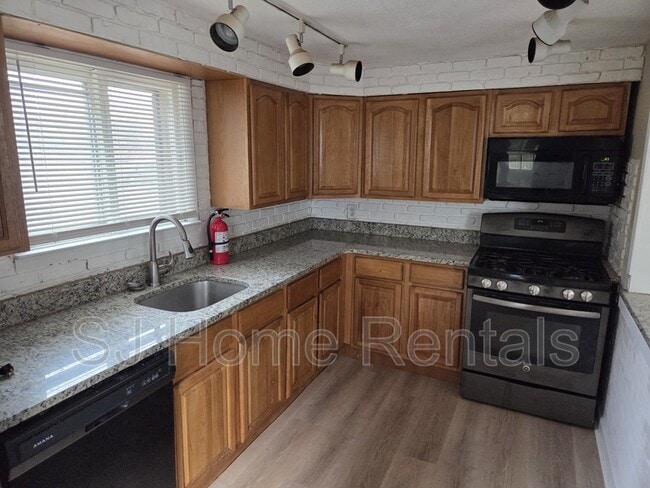 Photo - 649 Bordentown Rd