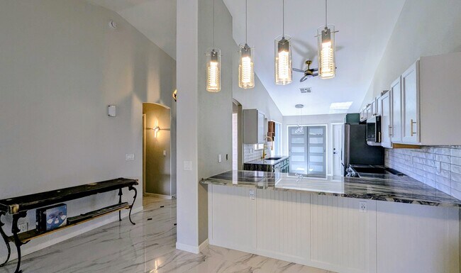 Photo - 10867 W Chino Dr