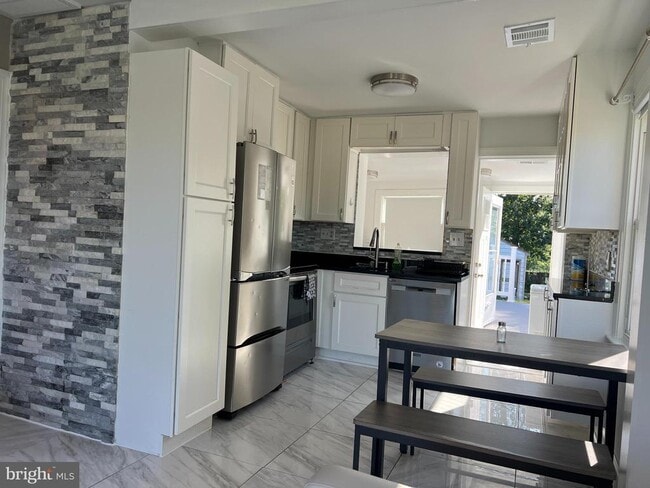 Photo - 4227 Prince William Pkwy