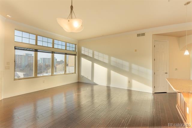 Photo - 1120 Delaware St Unit #504