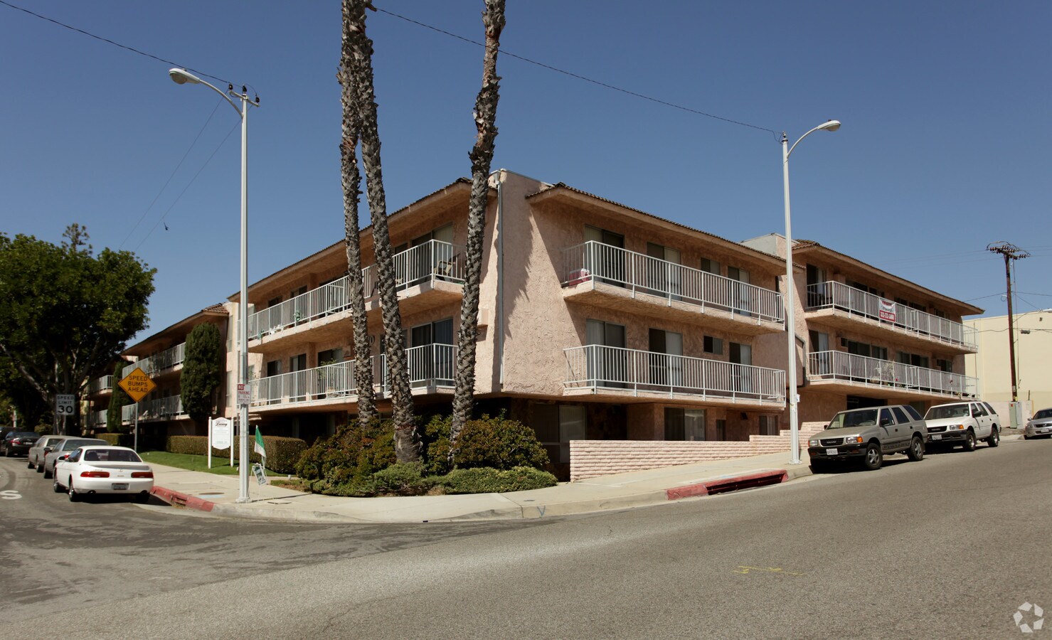 6770 Springpark Ave - 6770 Springpark Ave