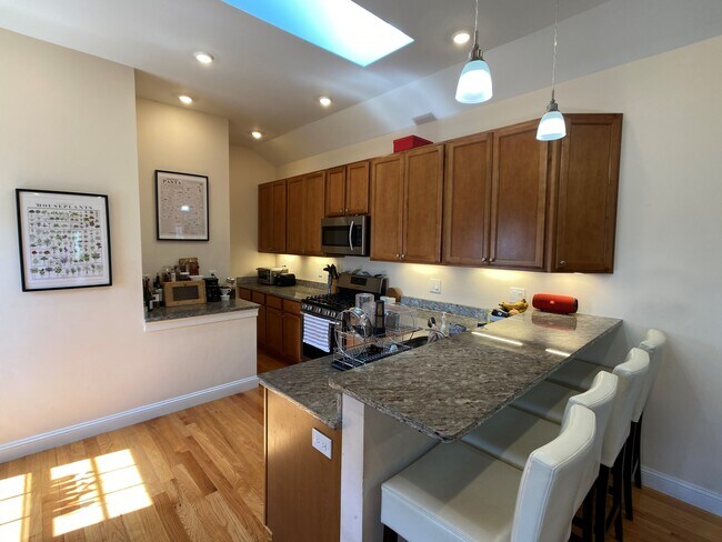 Photo - 14 Flint St Unit 2