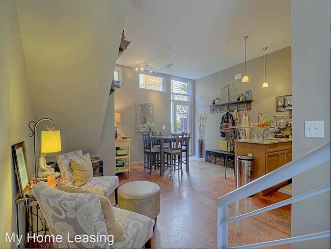 Photo - 1 br, 1 bath House - 297 McDonald Avenue