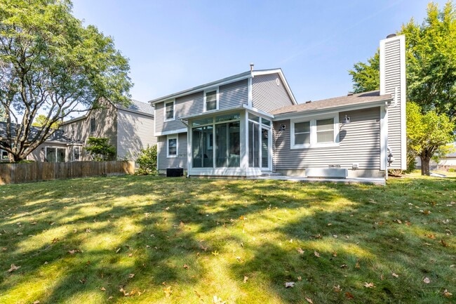 Photo - 2037 Sutter Pkwy