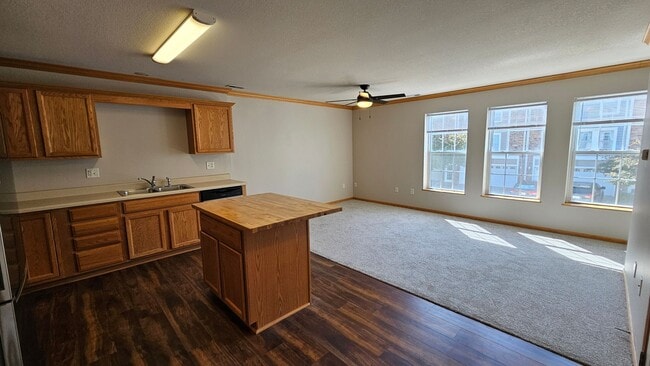 Photo - 8302 Westown Pkwy