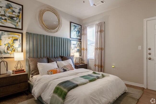 Bedroom - Virtu On Azalea