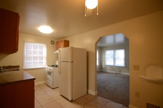 1657 Cedar Ave Unit 3
