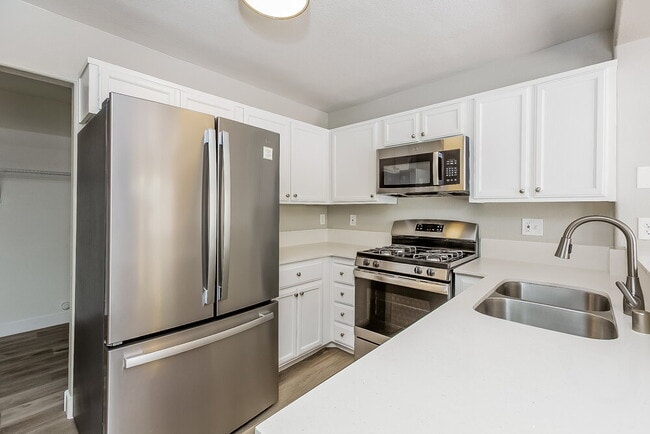 Photo - 3468 Blue Heather Dr