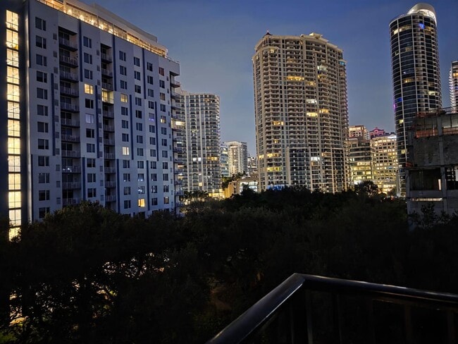 Building Photo - 520 SE 5 Ave Unit 2607 Rental