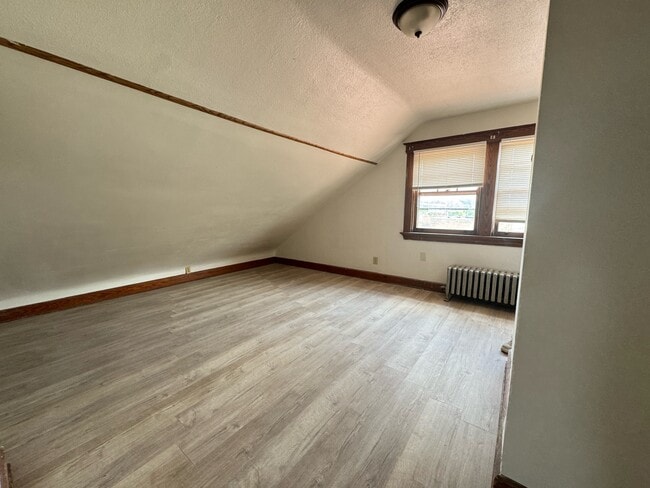 Photo - 2299 Harrison Ave Unit 3