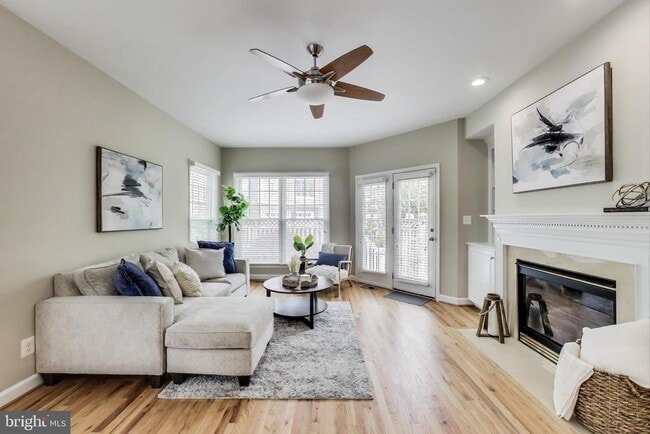 Building Photo - 2177 S Glebe Rd Rental