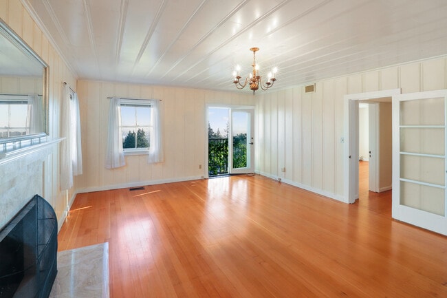 Sala de estar, balcón - 9 Alta Ave