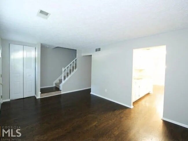 Photo - 145 Roswell Commons Way
