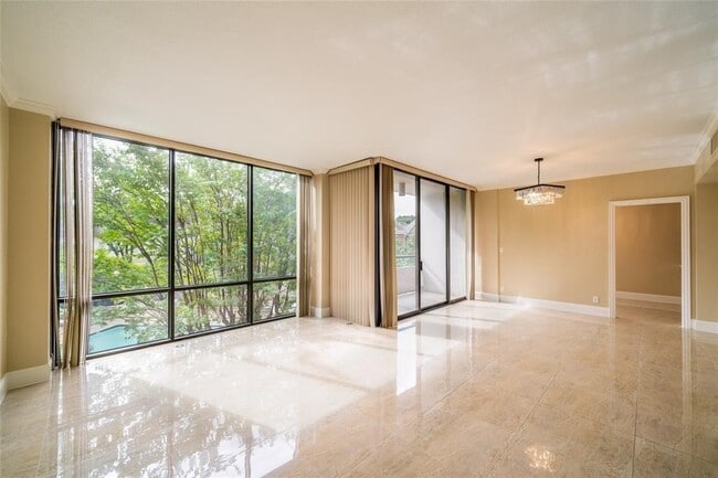 Photo - 1111 Bering Dr Unit 206
