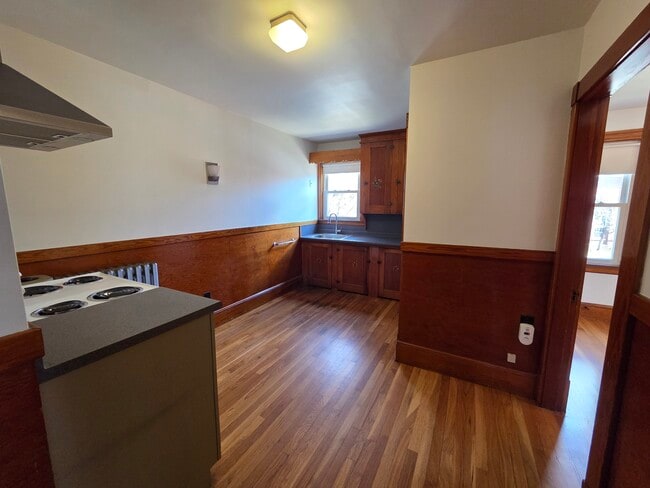 Photo - 12 Maple St Unidad 12 Rear