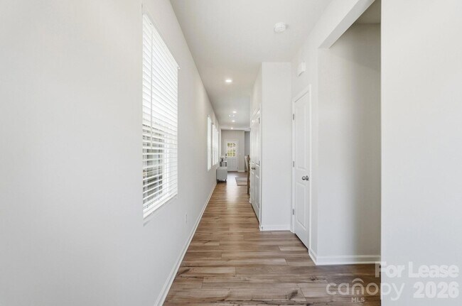 Photo - 15764 Country House St