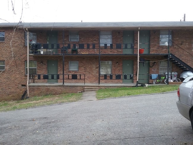 Northview Apartments - Northview Apartments