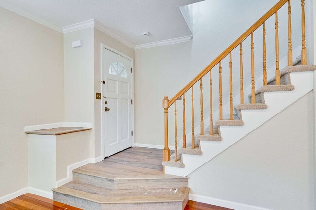 Photo - Large, Bright Sunnyvale Townhome near Border of Mountain View Unit A