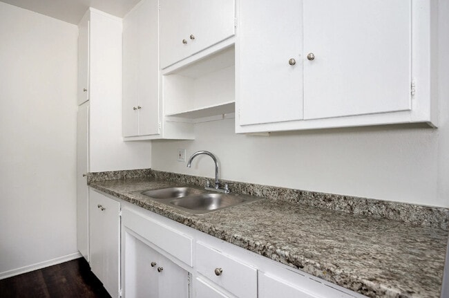 Photo - Prospect Plaza Apartments