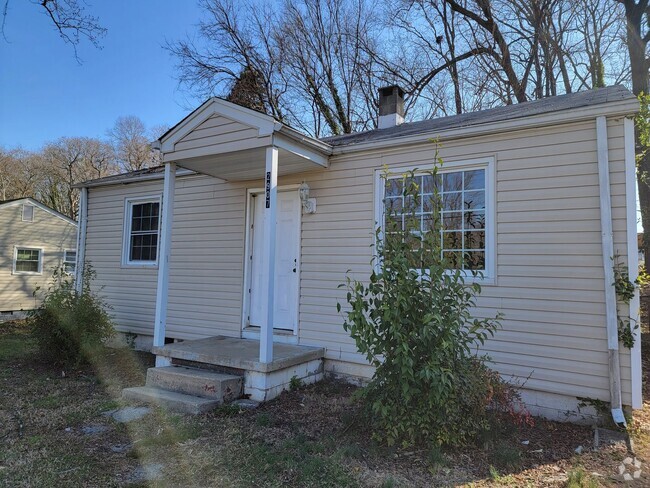 Building Photo - 2907 Dexter Ave Rental