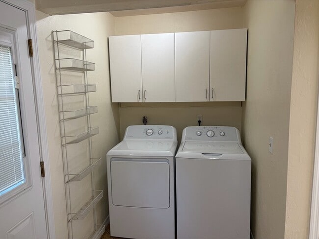 Photo - 807 Timbers Ct