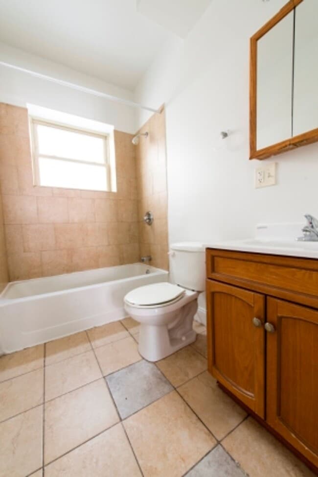 Photo - 7241-49 S Phillips Ave Chicago, IL 60649