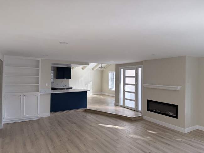 Living Room - 3671 Howard Ave Unit 1