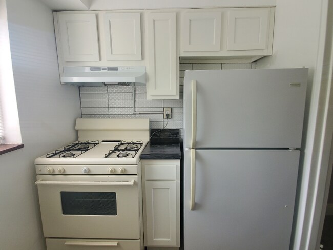 Photo - 1 Glen Elm Dr Unit 1